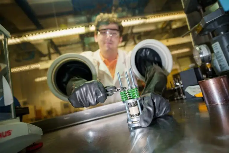 Scientists From UChicago Have Developed Design Principles for Anodeless Sodium Solid-State Battery