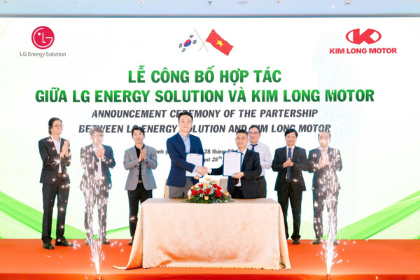 LG Energy Solution Joins Kim Long on EV Bus Battery Supply