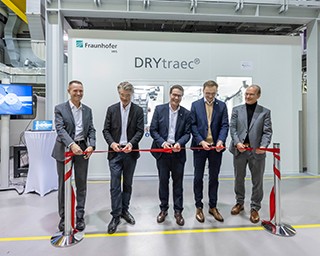 Fraunhofer IWS Unveils DRYplatform for Dry Electrode Coating