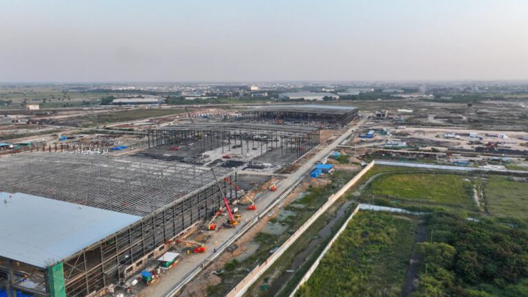 Agratas Advances 20 GWh Battery Plant Construction in Sanand