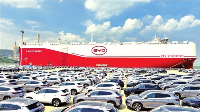 China's 2025 Vehicle Exports Surge 30% Led by NEVs