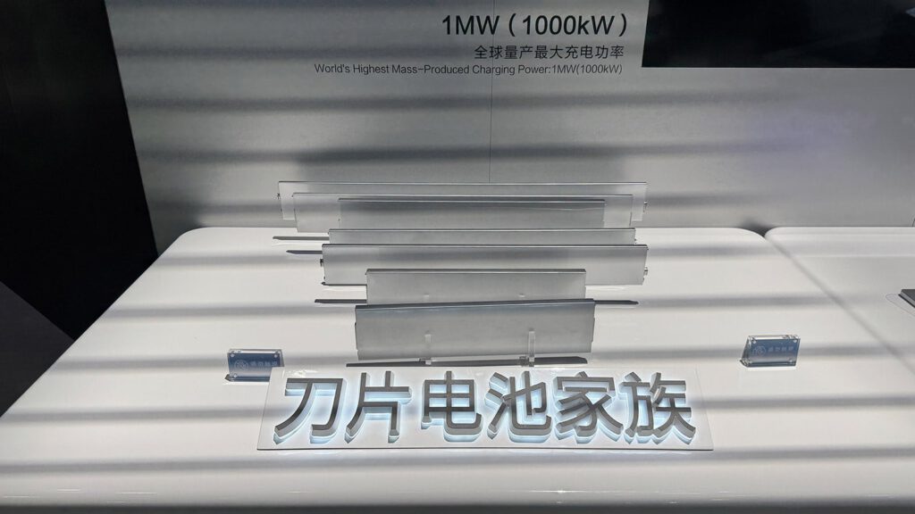 BYD's Sodium-Ion Battery Achieves 10,000-Cycle Milestone