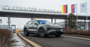 Porsche to Use South Korean Batteries in EVs from 2026