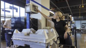 Redwood expands SF R&D lab fourfold to boost energy storage division