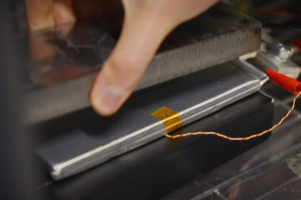 Donut Lab’s Solid-State Cell Excels in High-Temp Tests