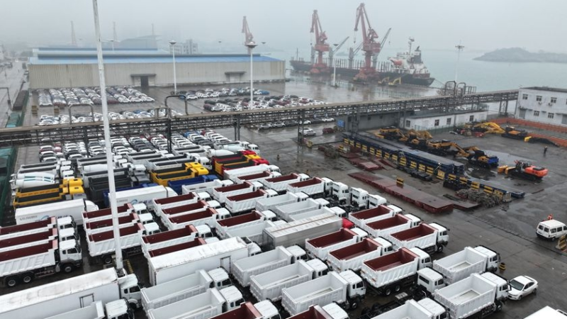 Middle East Conflict Halts Chinese Auto Exports via Dubai