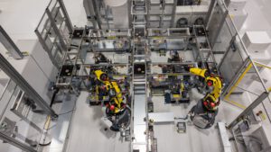 Porsche Opens Smart Battery Shop in Slovakia for Cayenne EV