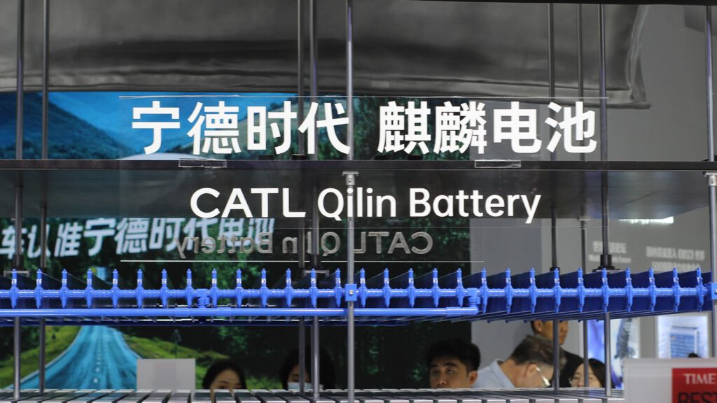 CATL Weighs HK Share Sale to Raise Up to $5 Billion