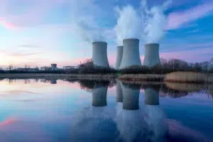 Renewables and EVs Surpass Fossil Fuels Amid Energy Crisis