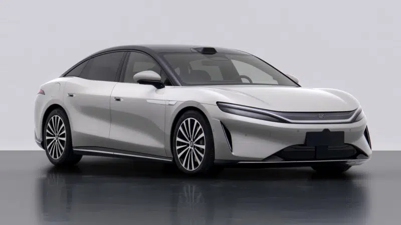BYD Unveils Great Han Sedan With 764 hp and 1008 km Range