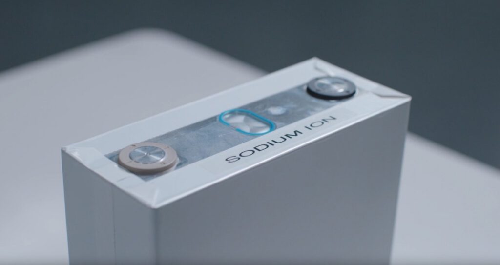 GM and Peak Energy Advance Sodium-Ion Grid Storage