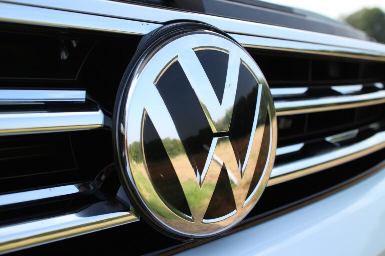 Volkswagen Eyes Hungary’s Göd Plant for Unified Cell Output