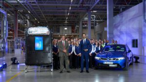 P90659155-opening-and-start-of-production-of-the-new-bmw-group-plant-irlbach-strasskirchen-2249px.jpg